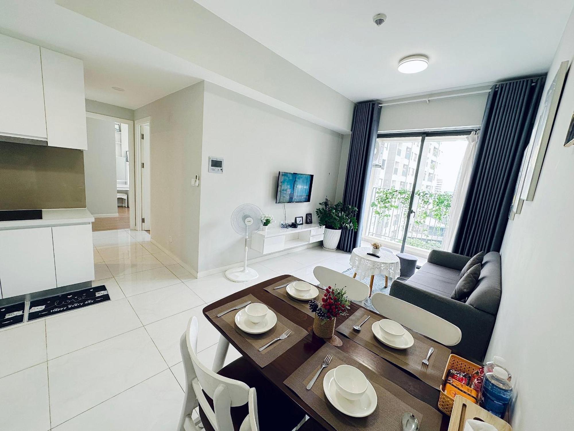 Shomes - Luxury At Masteri An Phu Free Gym Pool *